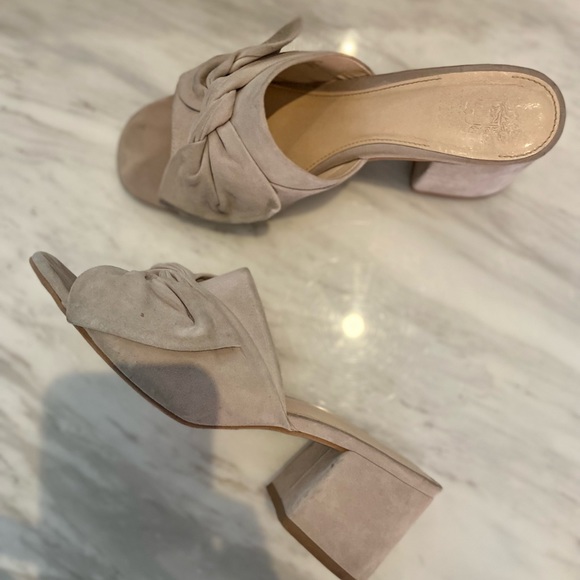 Vince Camuto Sharrey Mule Sandals - Picture 2 of 7